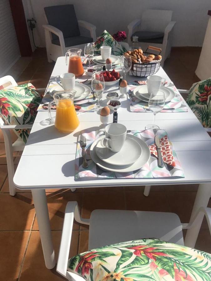 Luxury Beach Side Apartment In Marbella Playa Extérieur photo