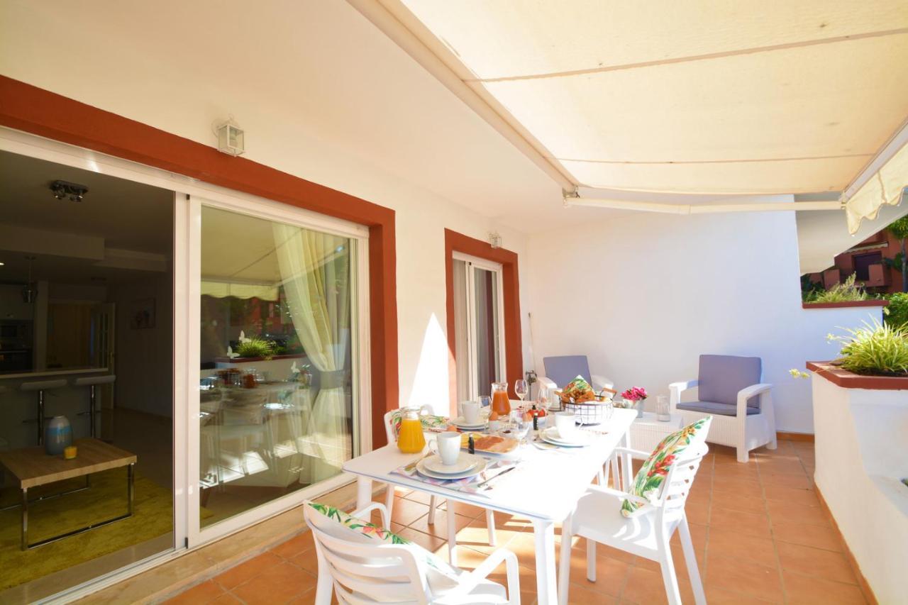 Luxury Beach Side Apartment In Marbella Playa Extérieur photo